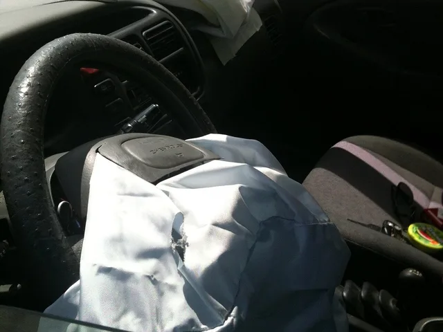 Naprawa sterowników Airbag i SRS